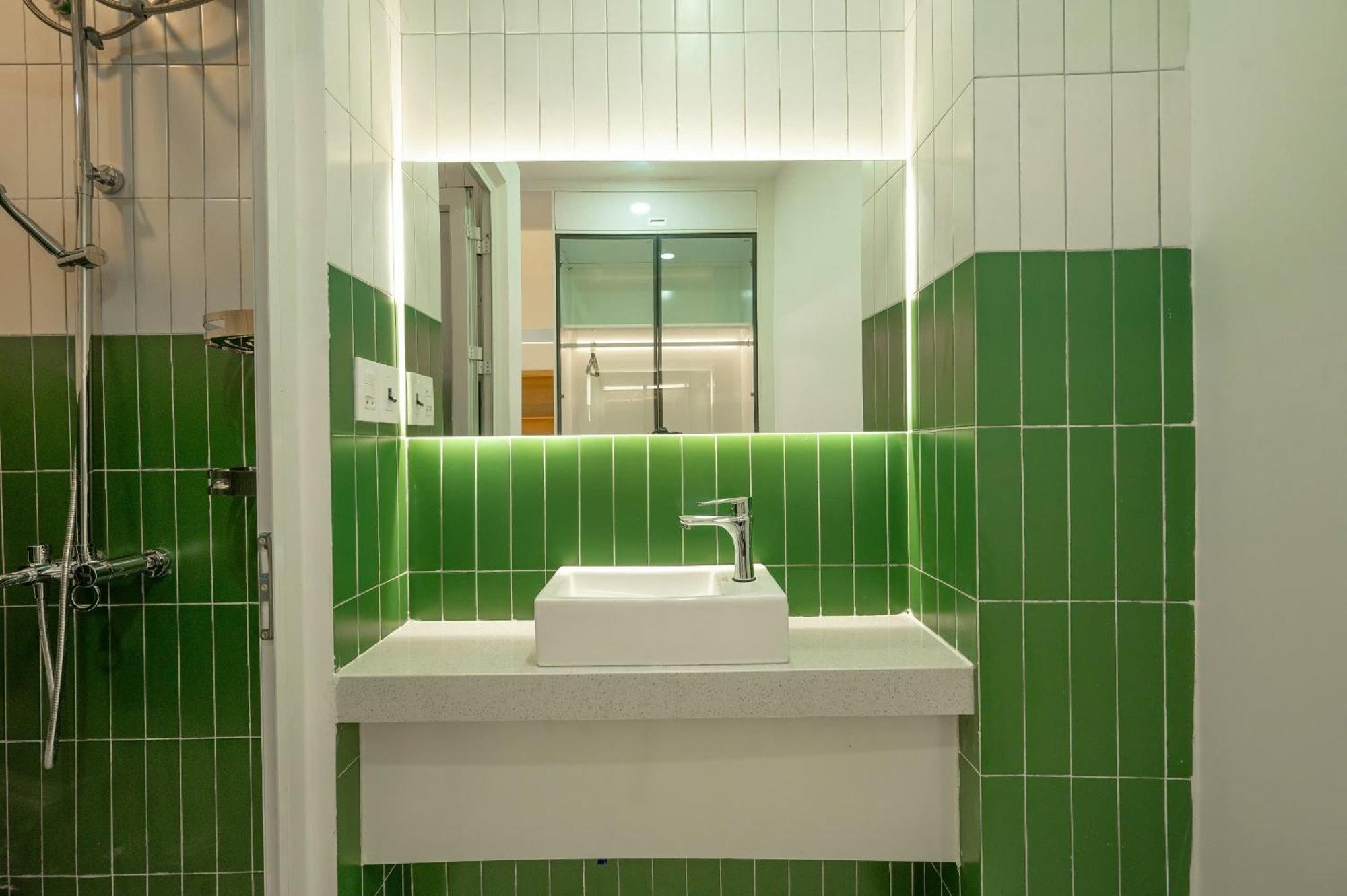 Q Hotel & Apartment Han Market ダナン市 エクステリア 写真
